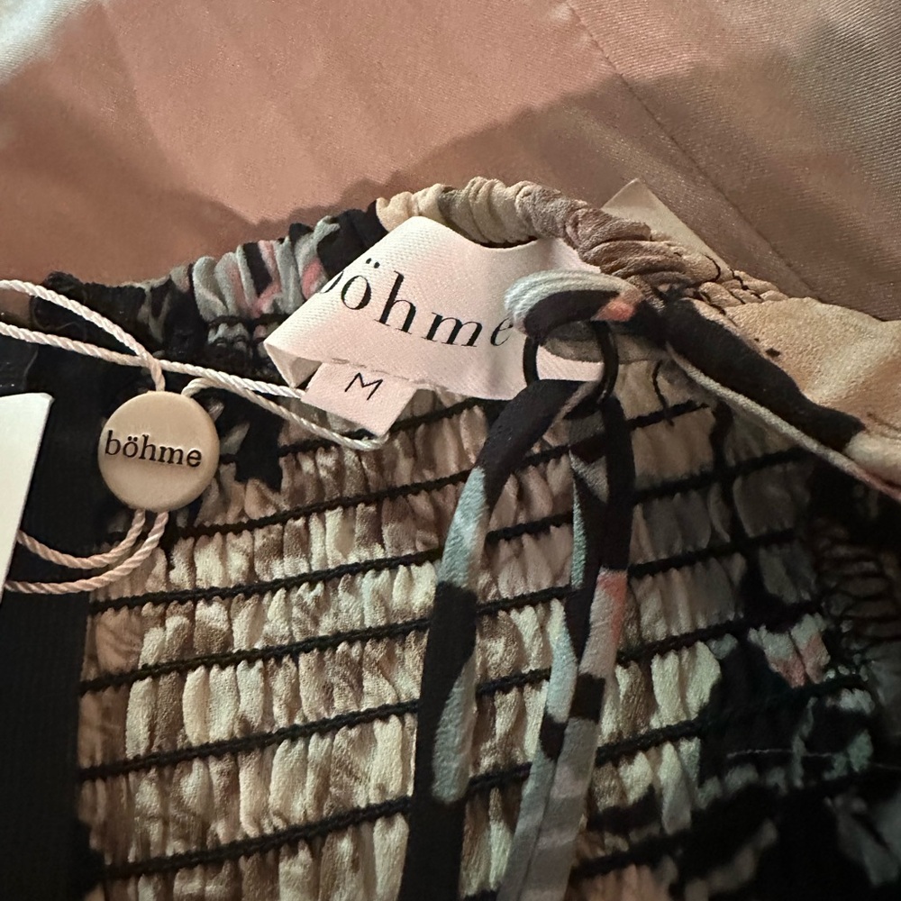 Women’s dresses bundle - Picture 9 of 16